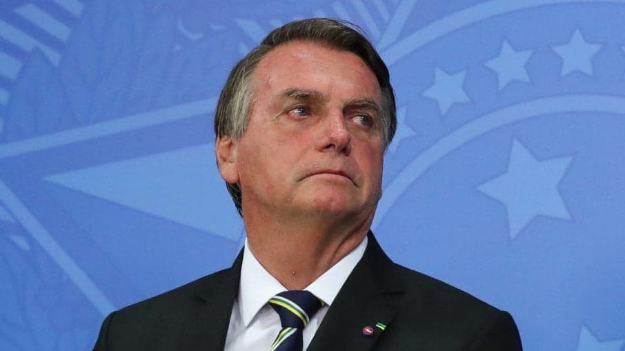 Bolsonaro volta a questionar vacinas e sugere que Ômicron é &#8220;bem-vinda&#8221;