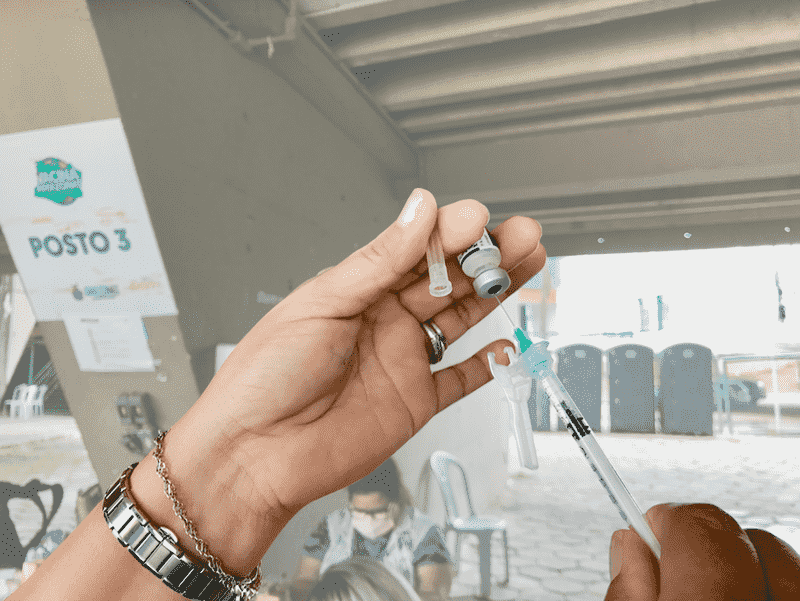Covid-19: com queda de óbitos e internações, Amazonas volta à fase amarela