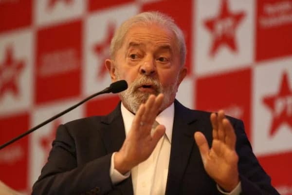 Pesquisa Quaest/Genial: Lula tem 45% das intenções de voto contra 25% de Bolsonaro