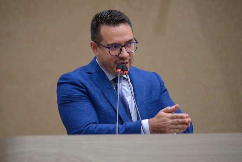 Vereadores criticam renovação de mobília na CMM: &#8220;desnecessário&#8221;
