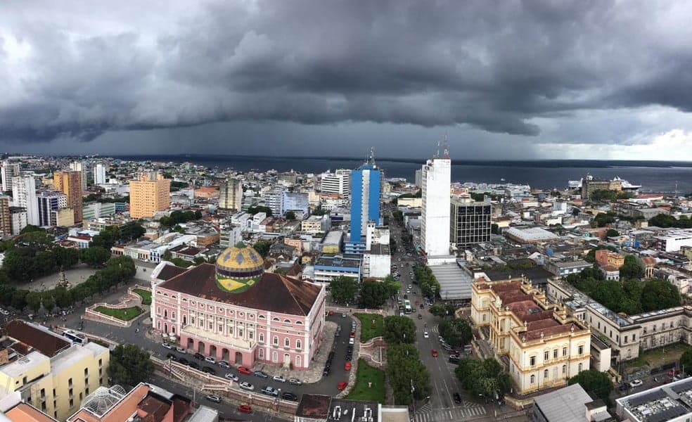 Regiões Norte e Nordeste em alerta para temporais: veja a previsão para o Amazonas