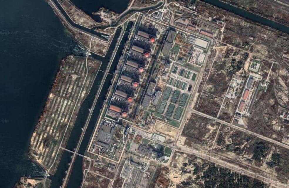 Ataque russo não afetou os reatores da usina nuclear de Zaporizhzhia