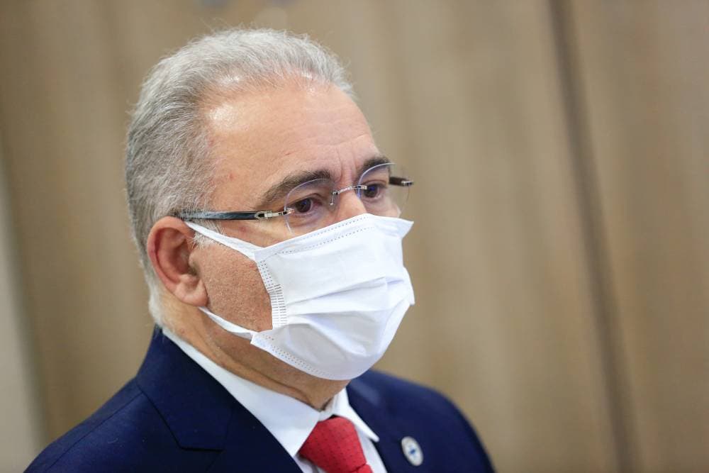 Ministro da Saúde e Senado discutem rebaixar Covid à endemia