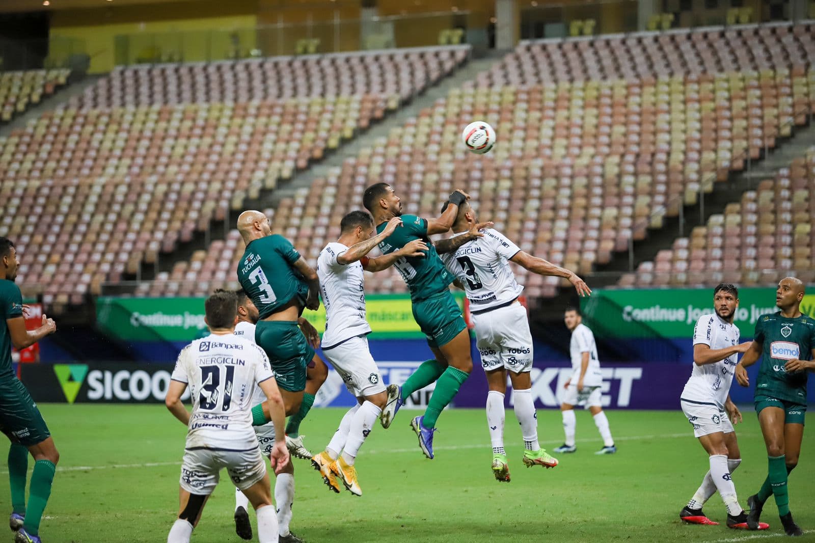 Manaus vence o Remo e assume a liderança da Série C