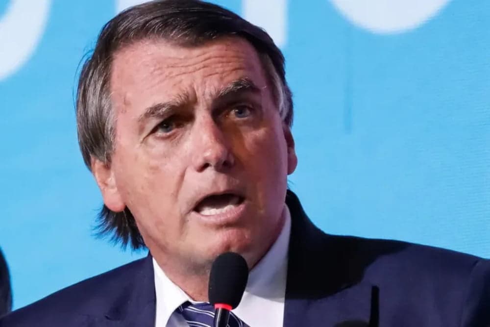 Bolsonaro retoma críticas à Petrobrás: &#8220;obrigado a mexer nas peças do tabuleiro&#8221;