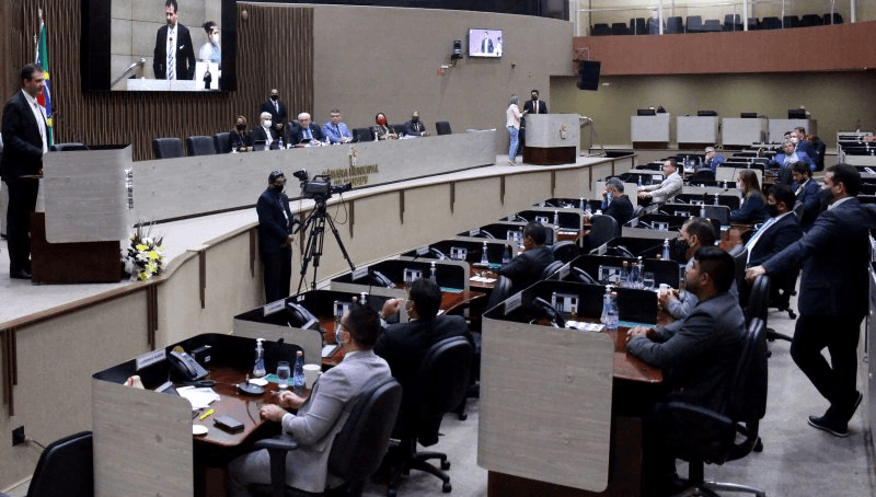 Pareceres da LDO de 2023 serão votados na segunda, diz vereador