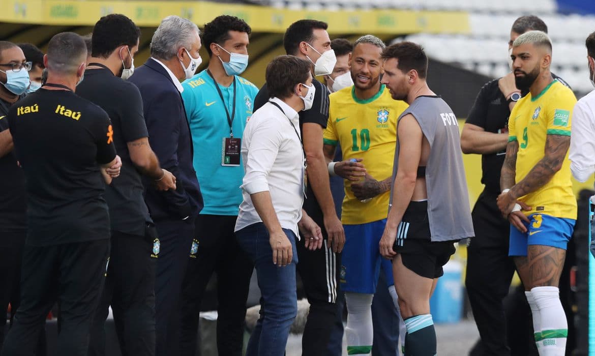 FIFA determina que partida suspensa entre Brasil e Argentina seja remarcada
