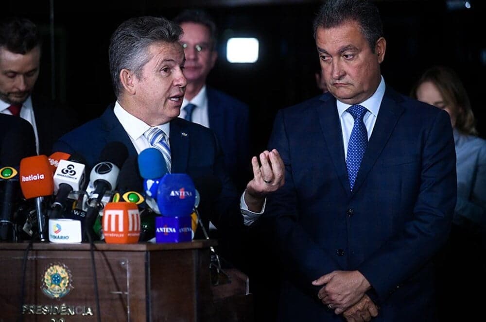 Governadores preveem crise fiscal após redução de ICMS sobre combustíveis