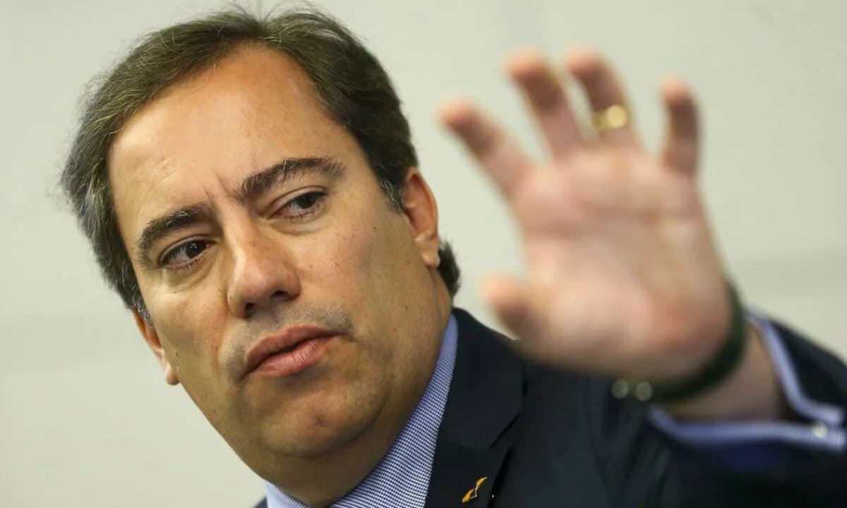 Aliados de Bolsonaro querem afastamento de presidente da Caixa após denúncias de assédio sexual