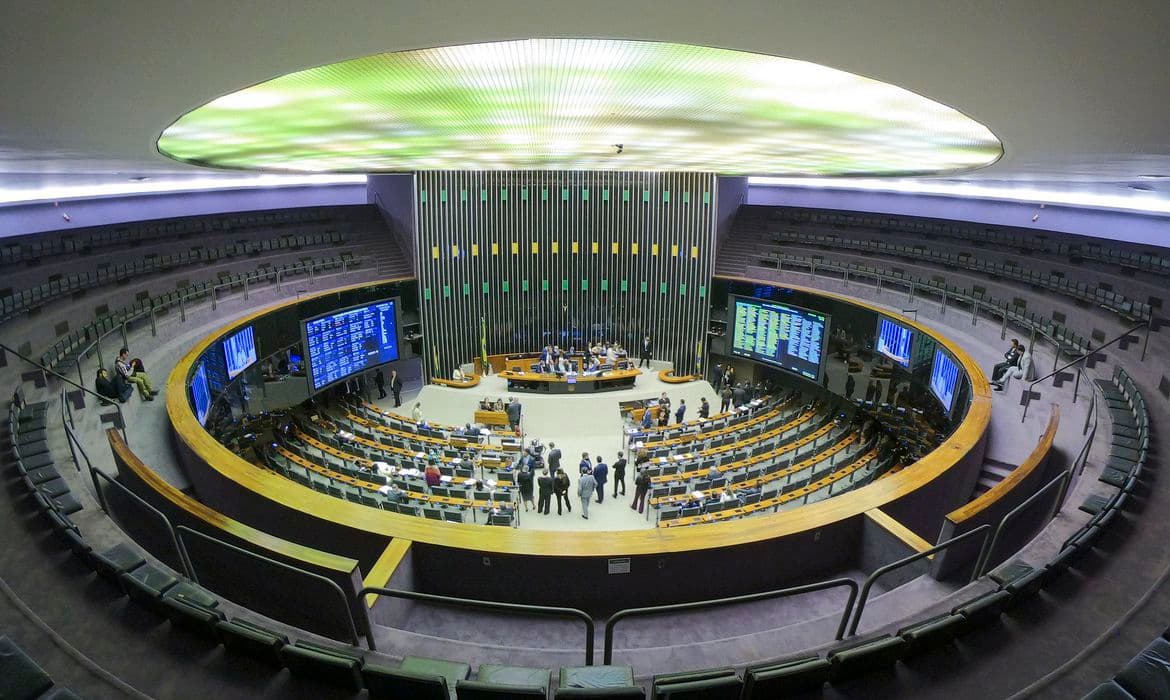 Câmara aprova MP que libera R$ 1,2 bilhão para agricultores