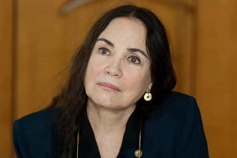 Governo federal reprova prestação de contas e Regina Duarte terá de devolver R$ 319 mil