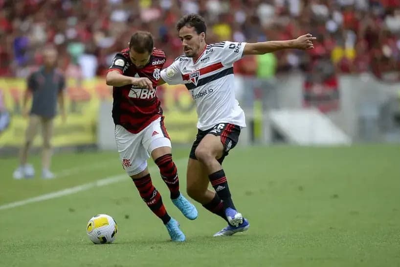São Paulo enfrenta o Flamengo pela Série A do Brasileirão neste sábado