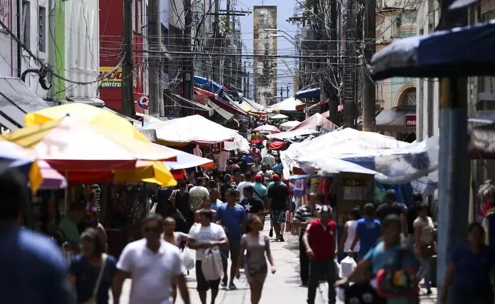 Levantamento aponta que pequenos negócios geram 81% dos novos empregos no AM