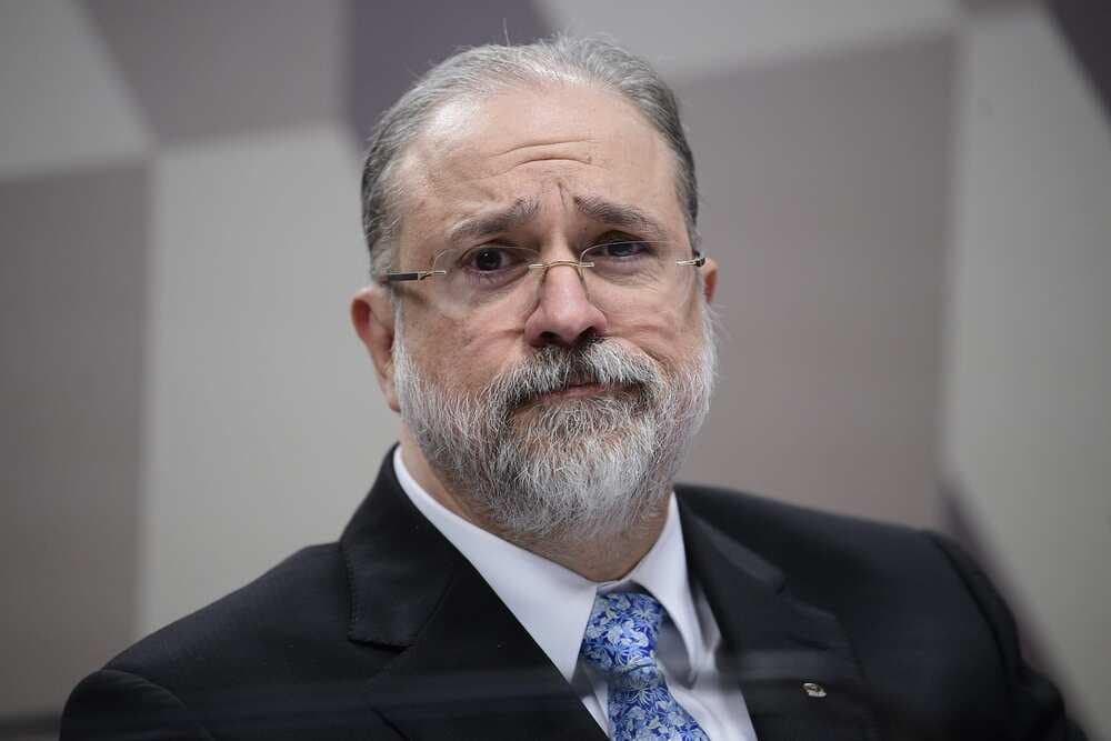 Aras defende urnas eletrônicas e eleições &#8220;limpas&#8221;