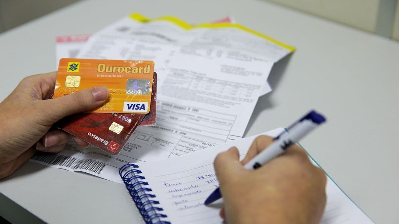 Serasa registra aumento de 22% nas renegociações de dívidas em agosto