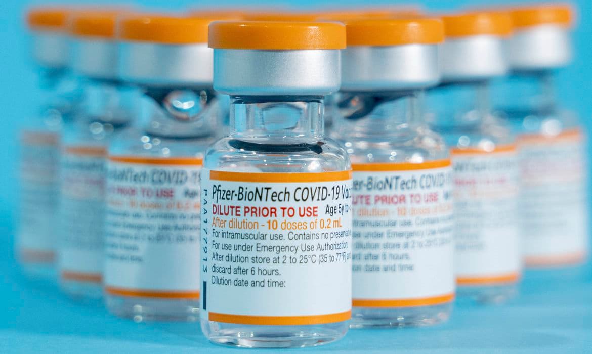 Anvisa aprova vacina da Pfizer para crianças de 6 meses a 4 anos
