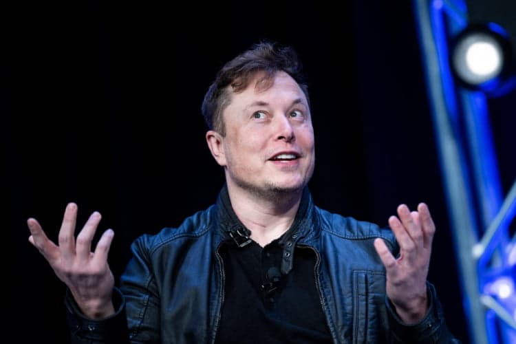 Ministro do STF inclui Elon Musk como investigado no inquérito das milícias digitais