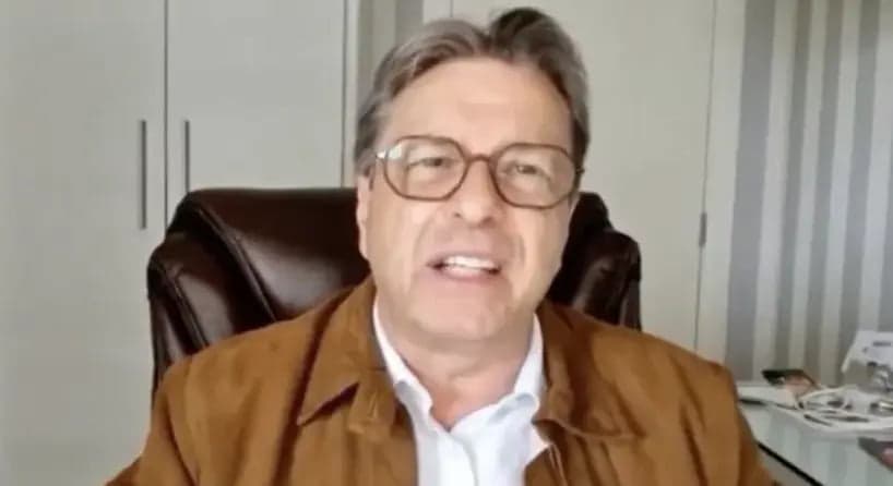 Deputado bolsonarista afirma que universitários deveriam ser &#8220;queimados vivos&#8221;
