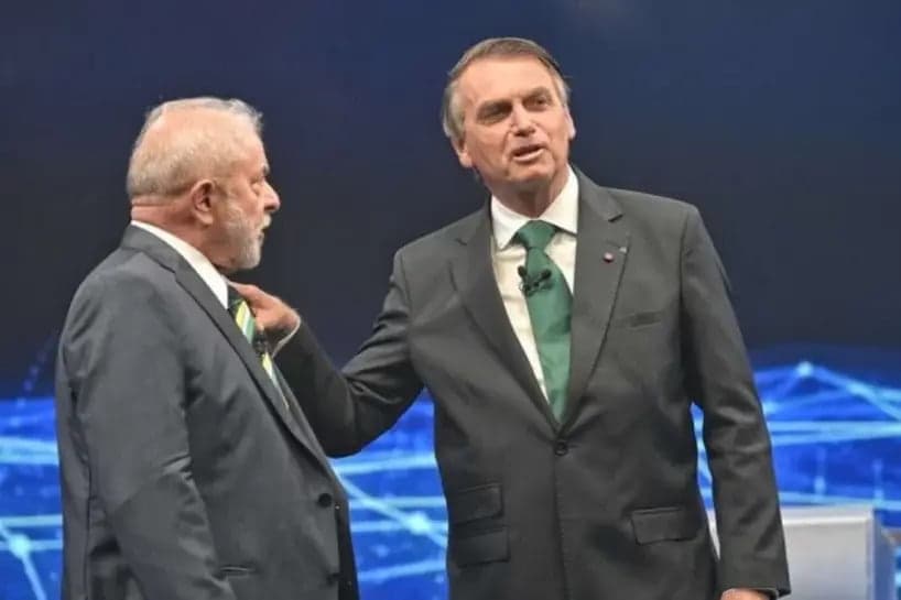 Lula e Bolsonaro se enfrentam em debate &#8220;civilizado&#8221;