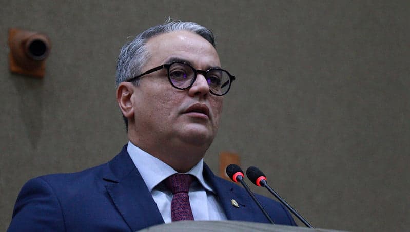 Breval ataca David: cidade virou &#8216;terra prometida dos negócios&#8217;