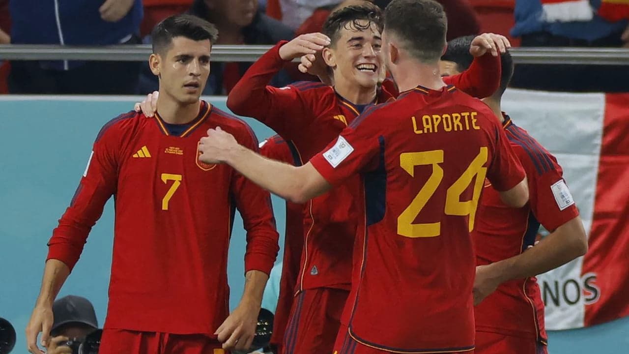 Espanha massacra a Costa Rica com goleada na Copa