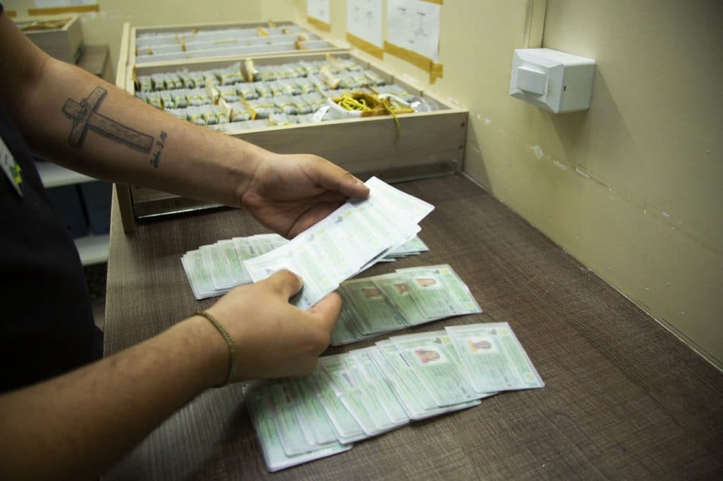 Prazo de renovação da CNH volta a ser de 30 dias