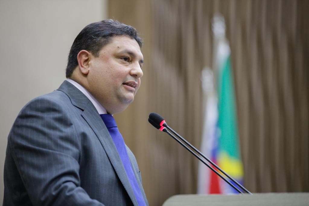 Caio André assume como prefeito de Manaus em exercício