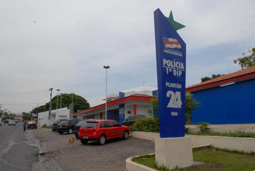 VEJA VÍDEOS: Arrastão em Manaus acaba com perseguição e ladrões presos