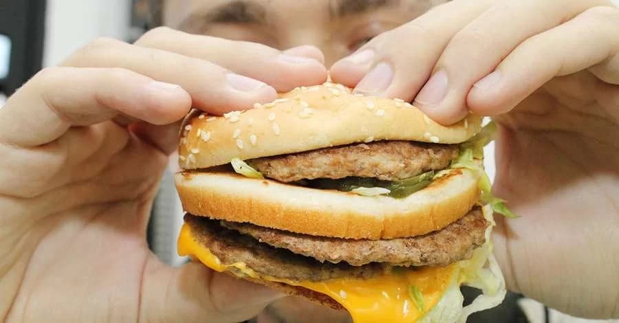 Estudo diz que ultraprocessados podem aumentar risco de câncer em 30%