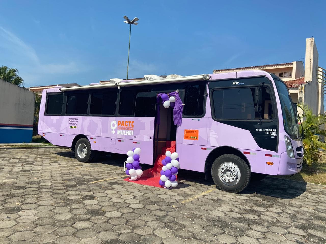 Ônibus da Mulher oferta serviços gratuitos neste dia 8 de Março