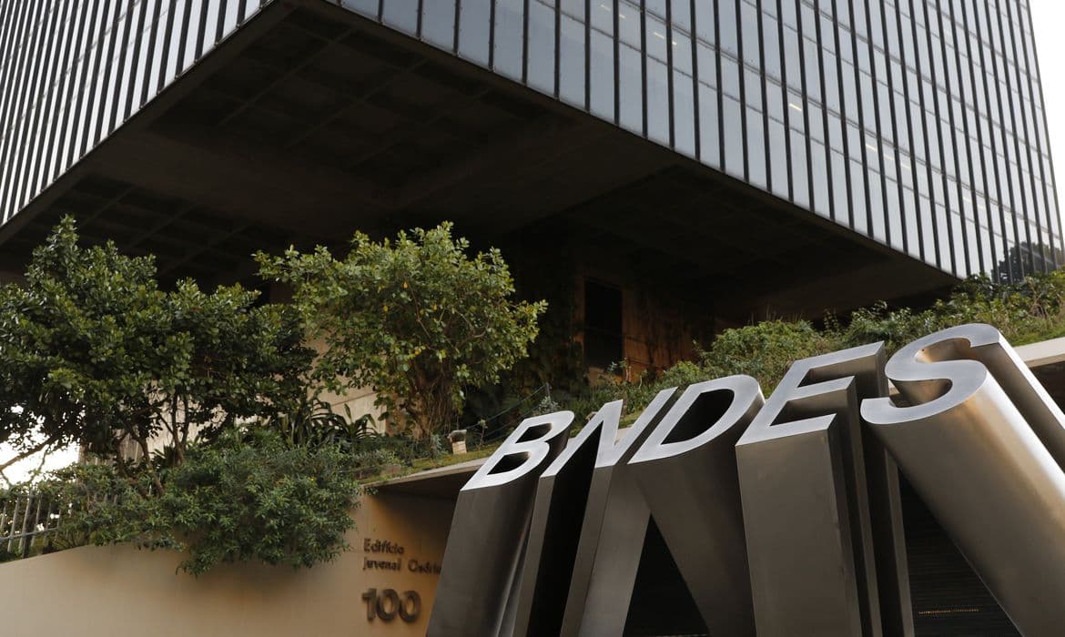BNDES assina contrato milionário para projeto na Pequena África (RJ)