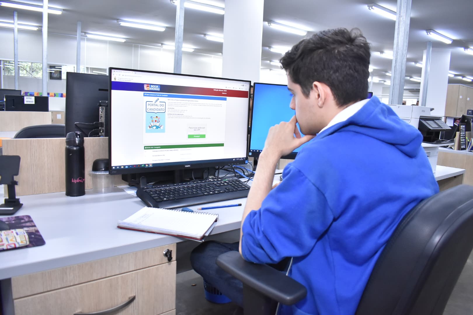 Em Manaus, &#8220;Bolsa Idiomas&#8221; tem mais de 3 mil classificados na primeira chamada