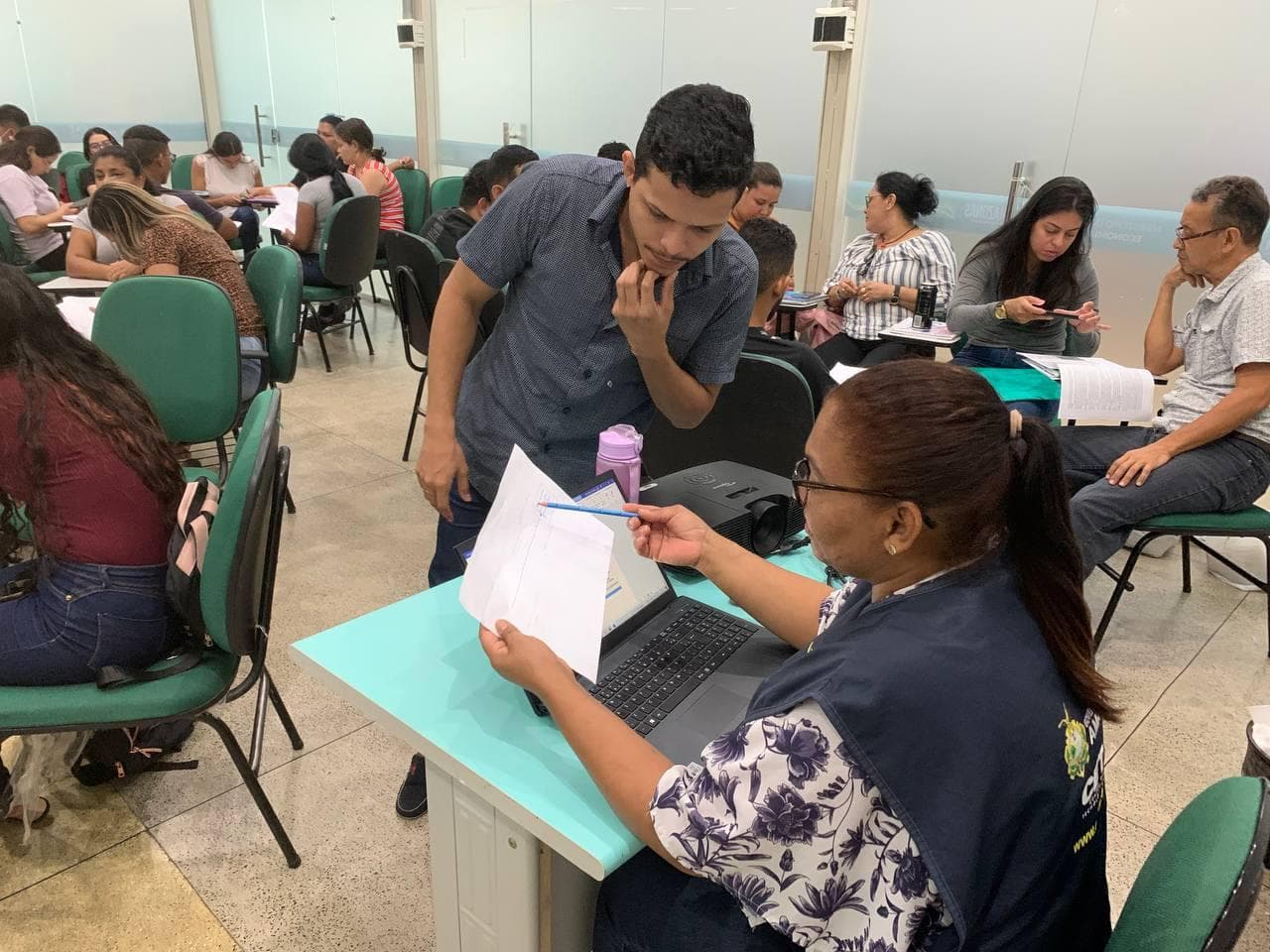 Secretaria de trabalho do AM oferece cursos de qualificação profissional; veja lista