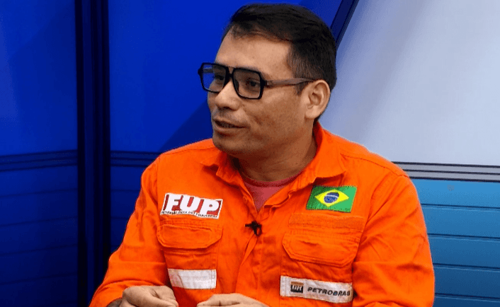 &#8220;Postos aumentam preço da gasolina por ganância&#8221;, diz Sindipetro
