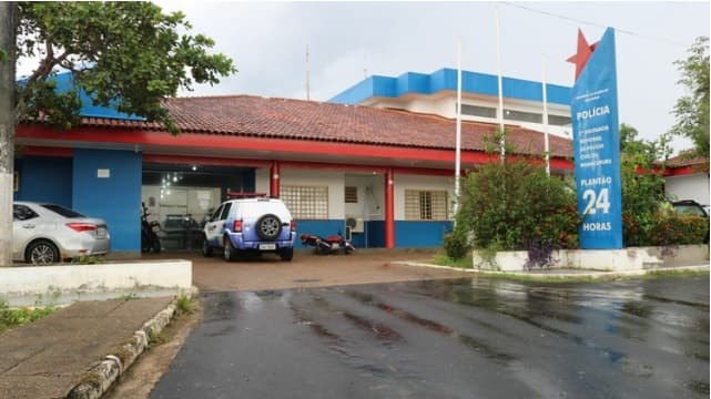 Momentos antes de incendiar casa com ex-namorada, homem é preso no AM