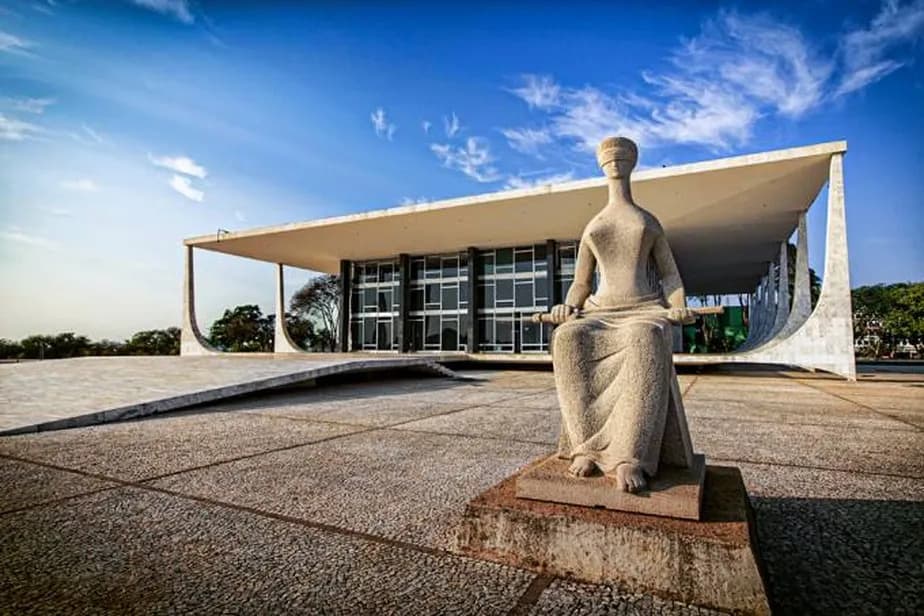 STF forma maioria para que Congresso atualize número de deputados por estado