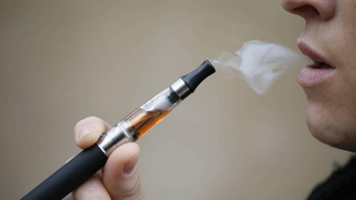 Uso de cigarros eletrônicos passa a ser proibido em ambientes de uso coletivo de Manaus