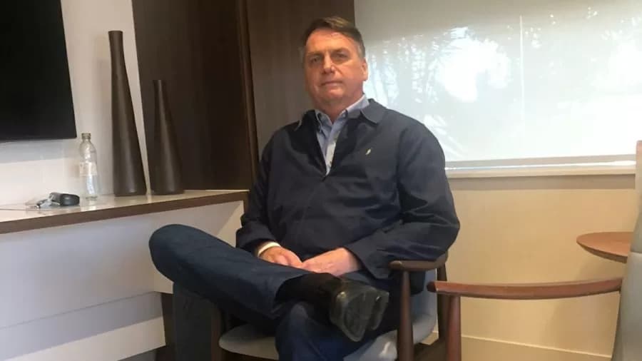 Bolsonaro tem &#8220;excelente recuperação&#8221;, diz boletim