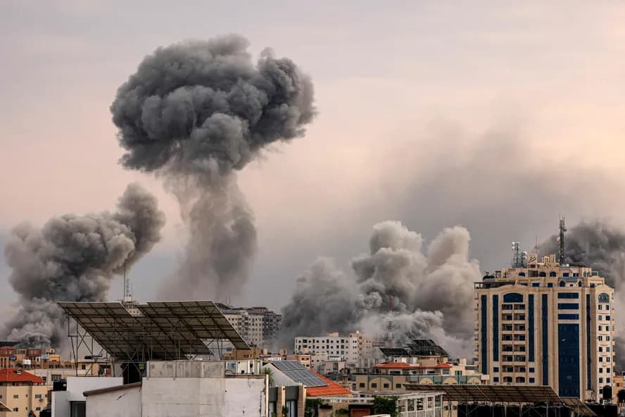 Ministro de Israel afirma que exército tem &#8220;sinal verde&#8221; para invadir Gaza