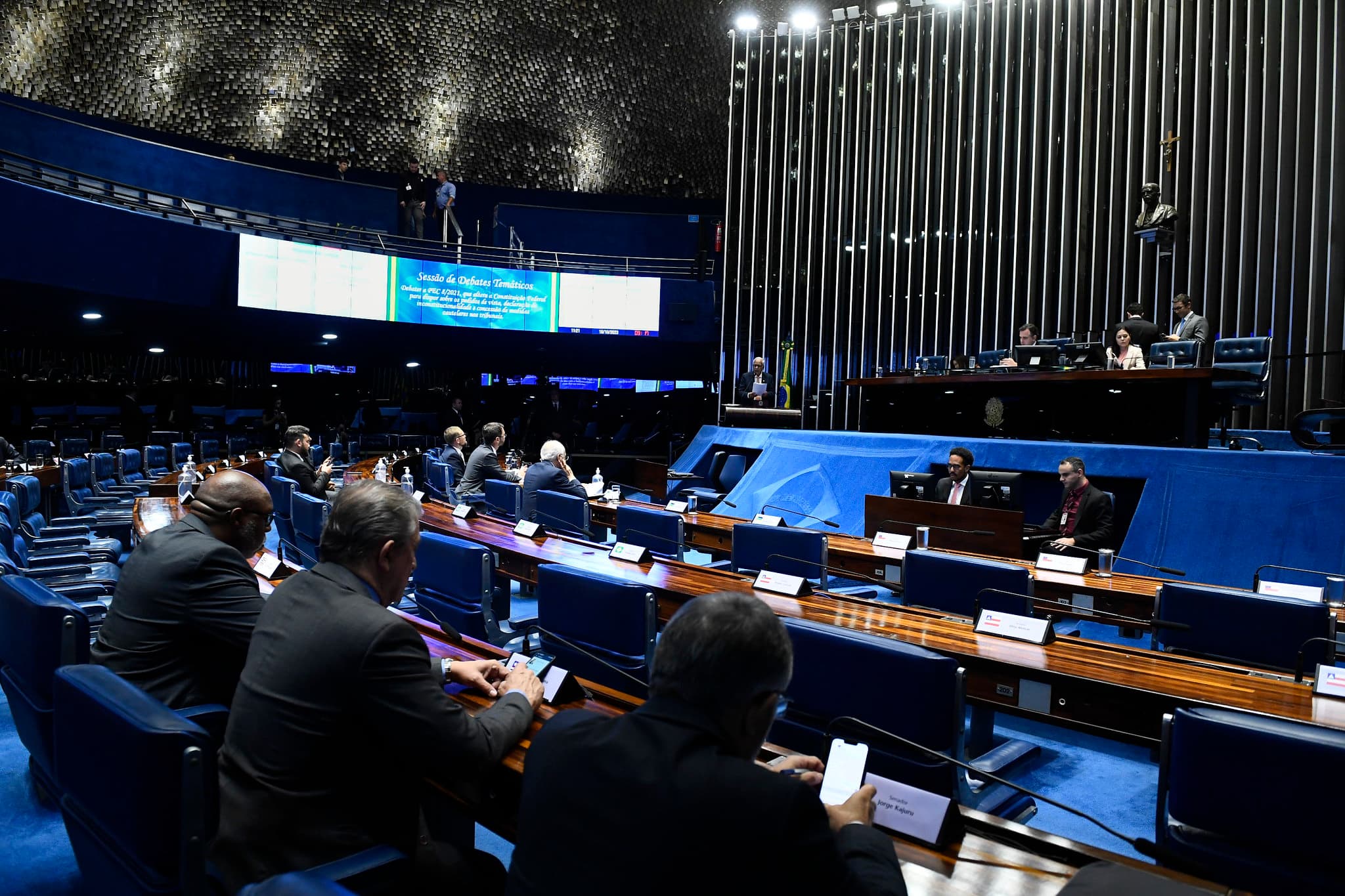 Juristas são ouvidos no senado sobre PEC que limita decisões monocráticas do STF