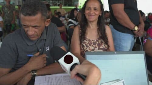 VÍDEO: Marido pede divórcio e esposa debocha: &#8220;Eu trai, ninguém é perfeito&#8221;