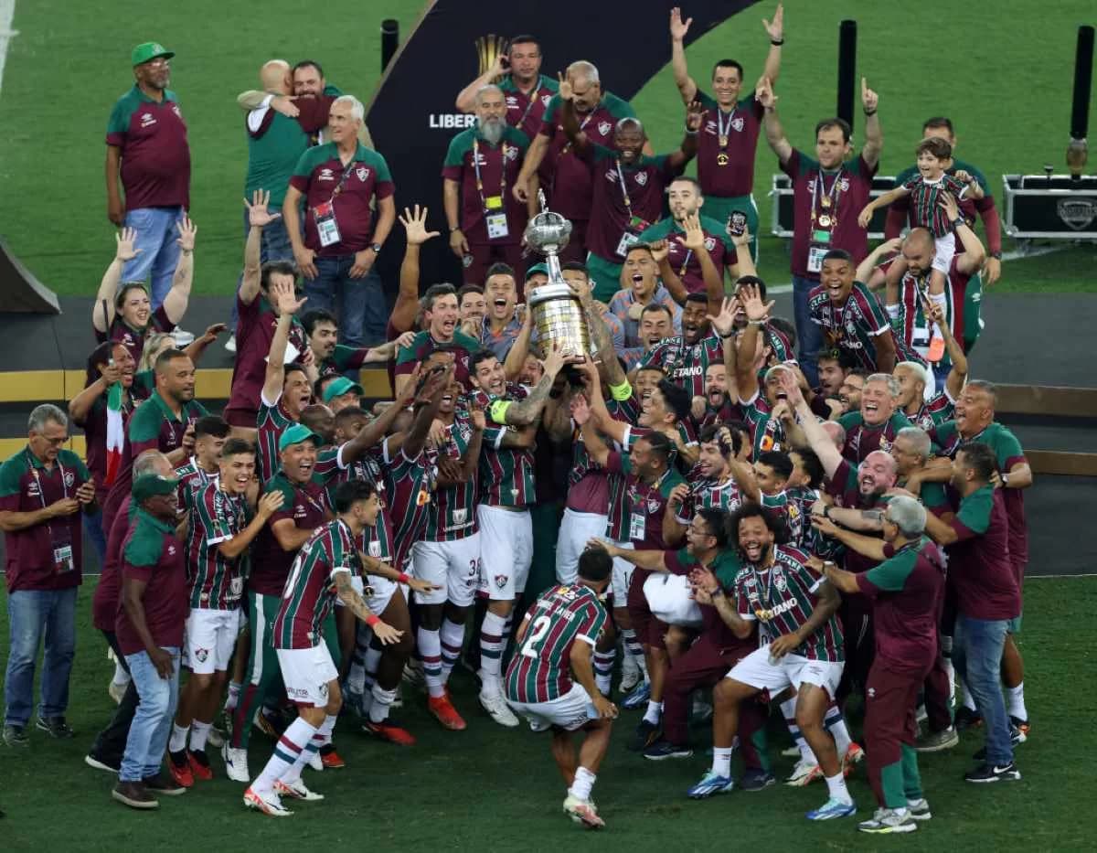 Fluminense vence o Boca Juniors e é campeão inédito da Libertadores