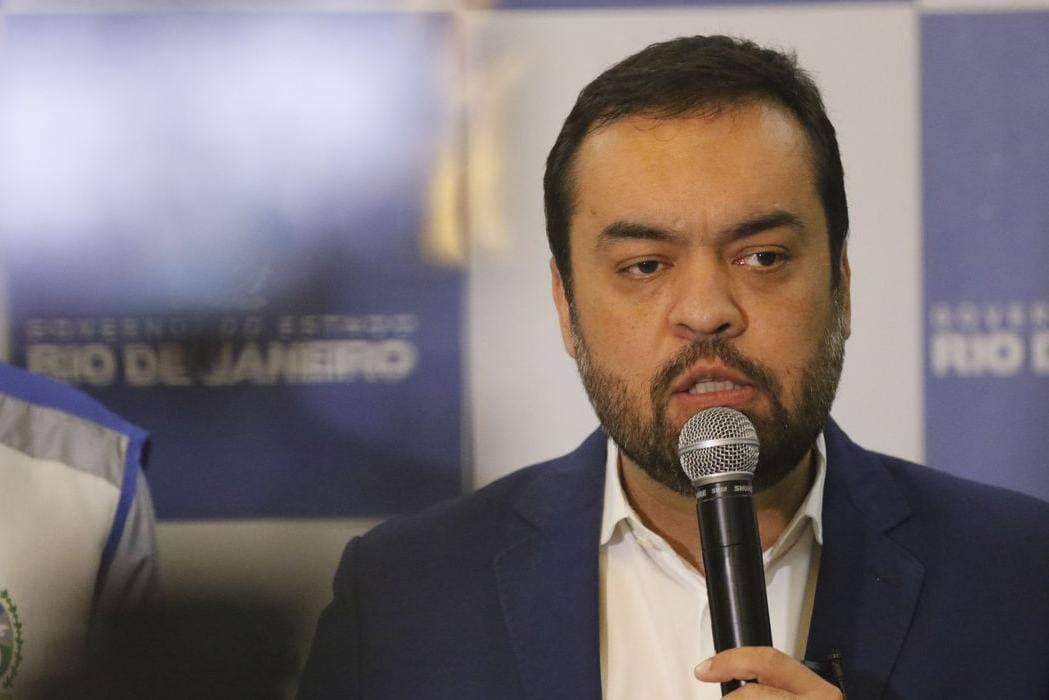 Em meio a crise no RJ, Castro diz que legislação do Brasil &#8220;faz o crime compensar&#8221;