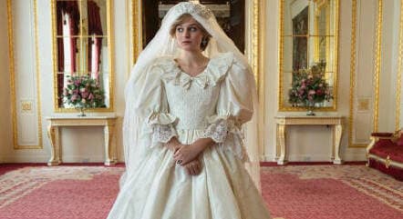 Itens da série The Crown vão a leilão na Inglaterra