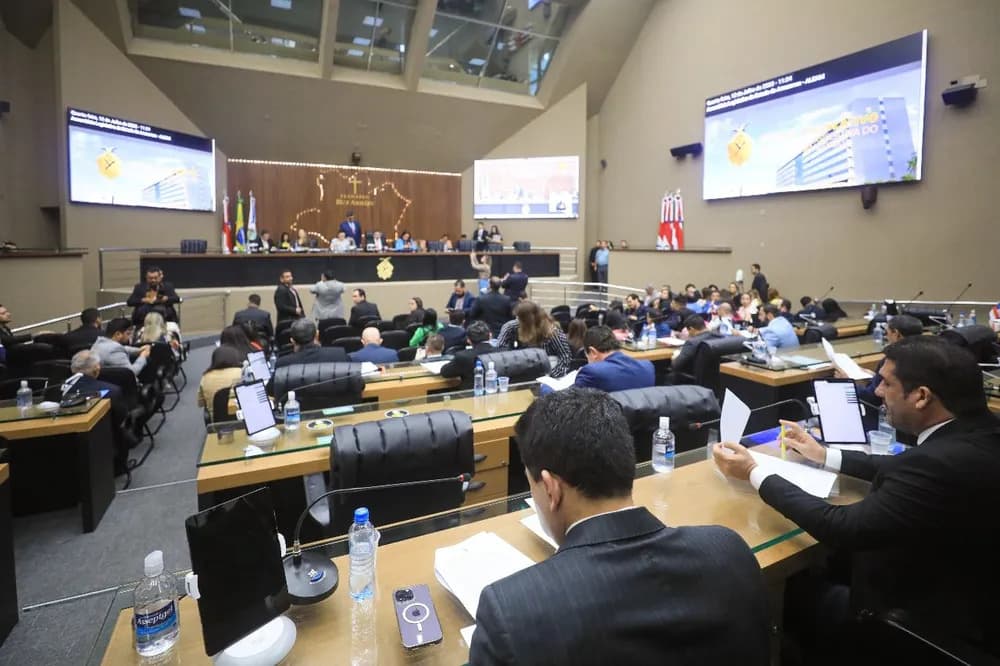 Aleam aprova reajuste da data-base de mais de 96 mil servidores públicos do Estado