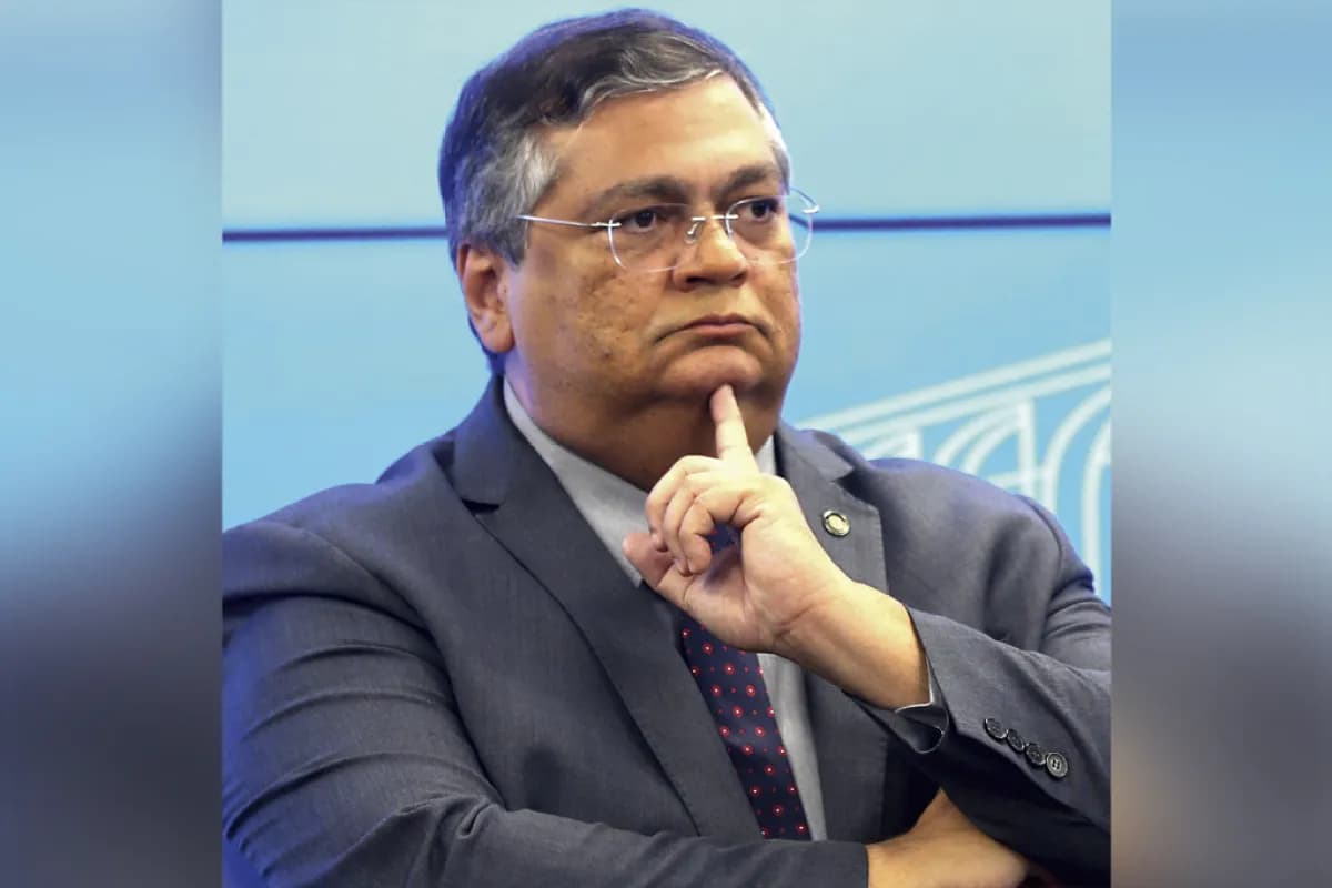 Dino diz que Congresso não enviou ao STF todos os documentos sobre orçamento secreto