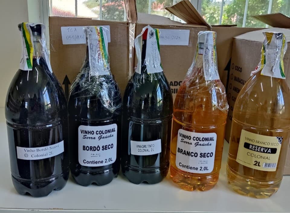 Operação do Ministério da Agricultura apreende 73 mil litros de bebidas irregulares em SC