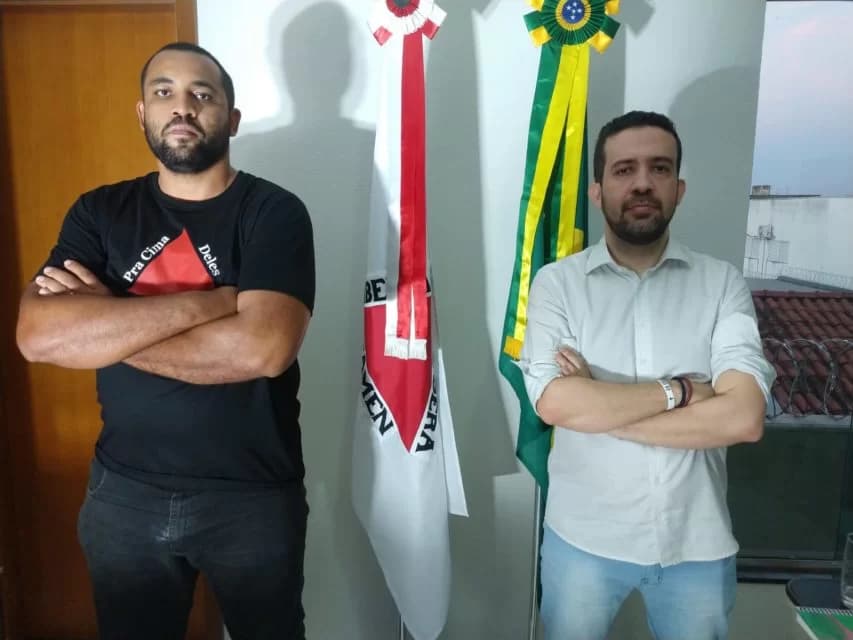 Ex-assessor pede acareação para contradizer Janones sobre &#8216;rachadinha&#8217;