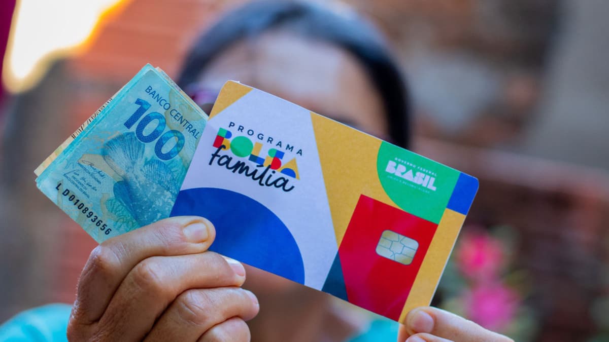 Governo divulga calendário do Bolsa Família 2024; confira