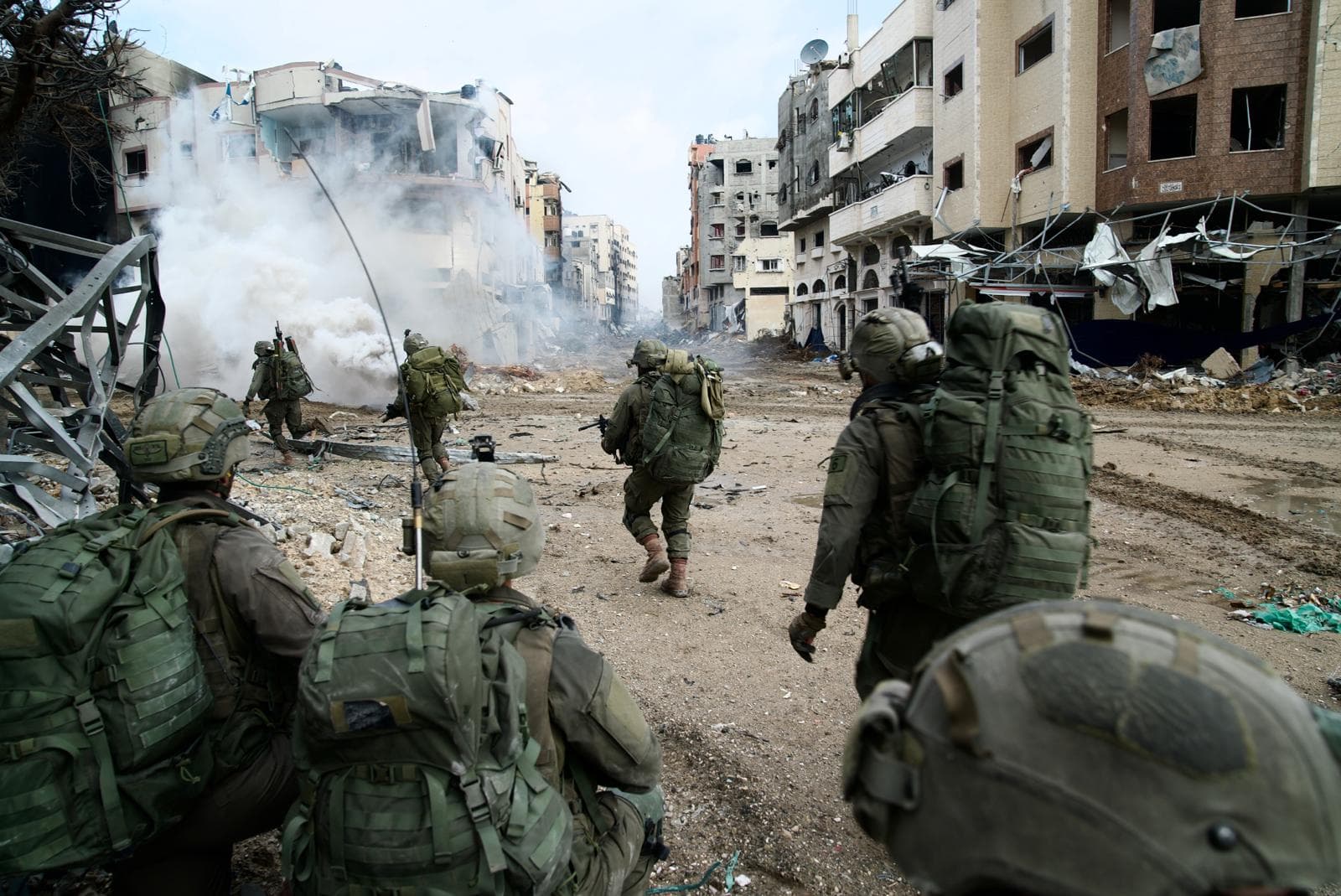 Israel e Hamas cogitam trégua de um mês e libertação de reféns